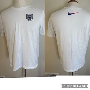 Nike XL Mens England Soccer Three Lions Coat of Arms T Shirt White Crest Swoosh